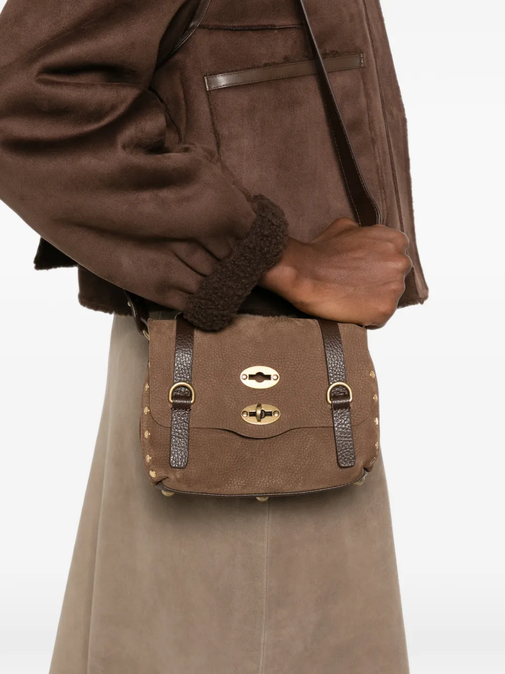 Zanellato Baby Postina suède shopper verfraaid met studs Bruin