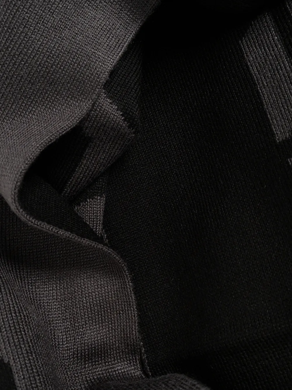 Ea7 Emporio Armani Mountain U gebreide sjaal met logo-print Grijs