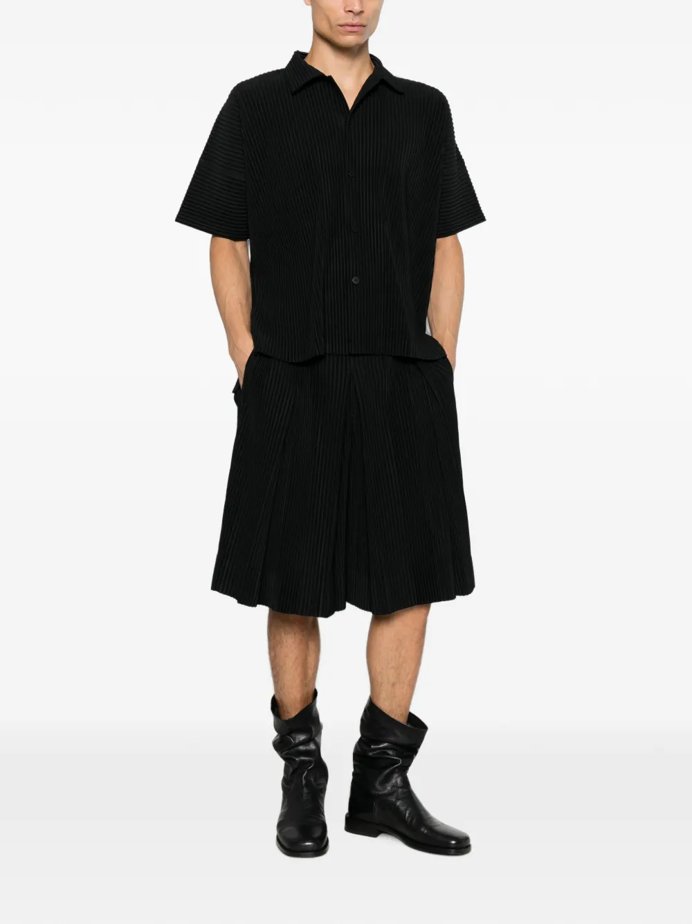 Homme Plissé Issey Miyake Geplooide shorts Zwart