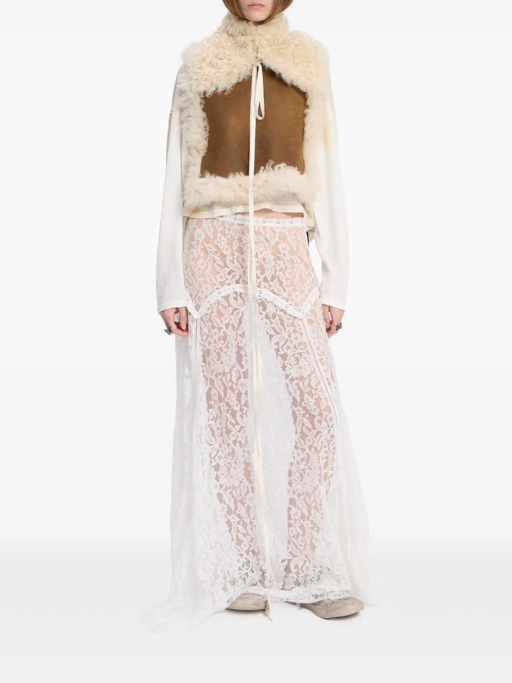 Ann Demeulemeester Sjaal met kraag van gekrulde lammy Beige