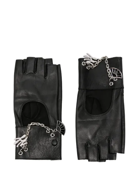 Karl Lagerfeld mitones con charm