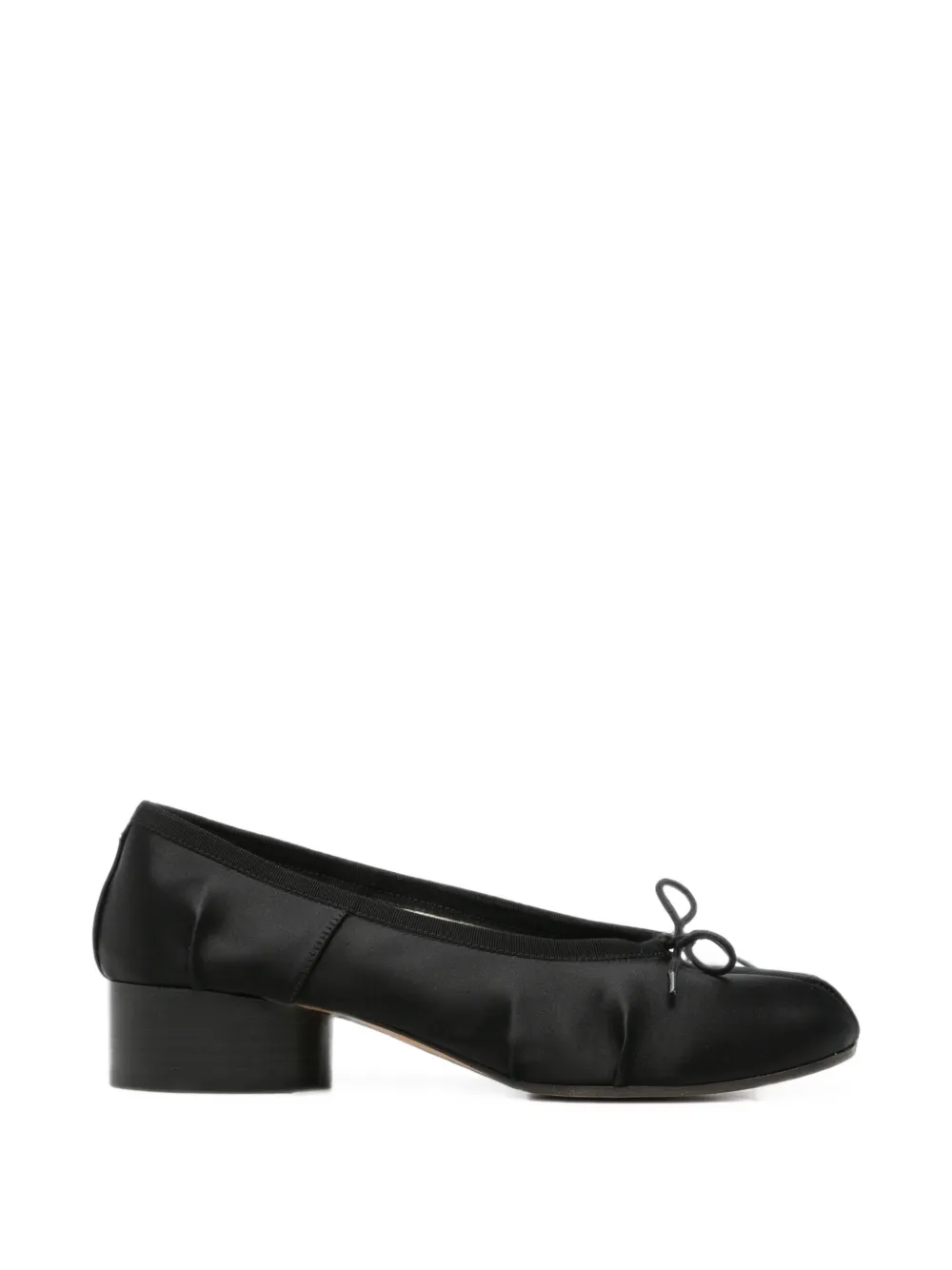 Pre-owned Maison Margiela Tabi Satin Heeled Pumps In Black