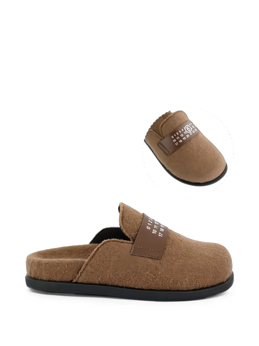 MM6 Maison Margiela Kids numbers-print strap-detail slippers - Marrone