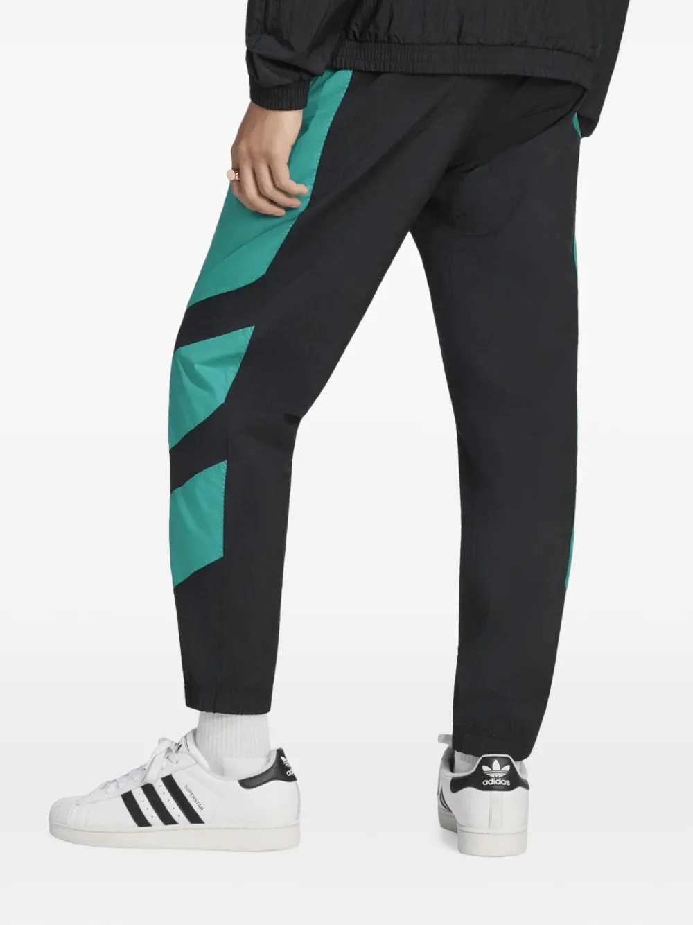 adidas Liverpool FC EQT track pants Zwart