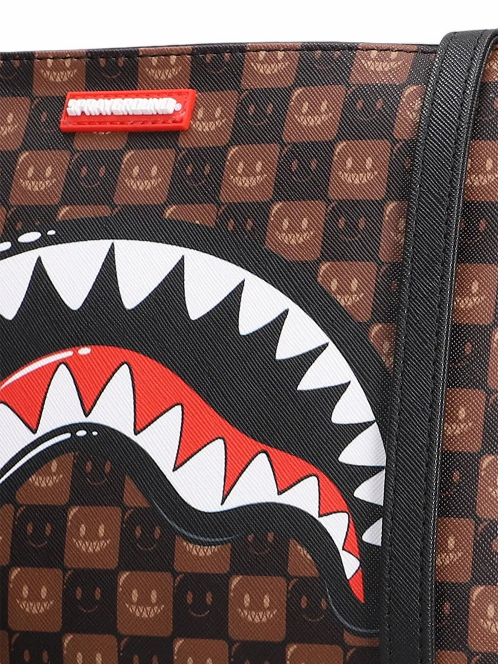 Sprayground Sharks In Paris Wtf Bubble Brown geruite clutch Bruin