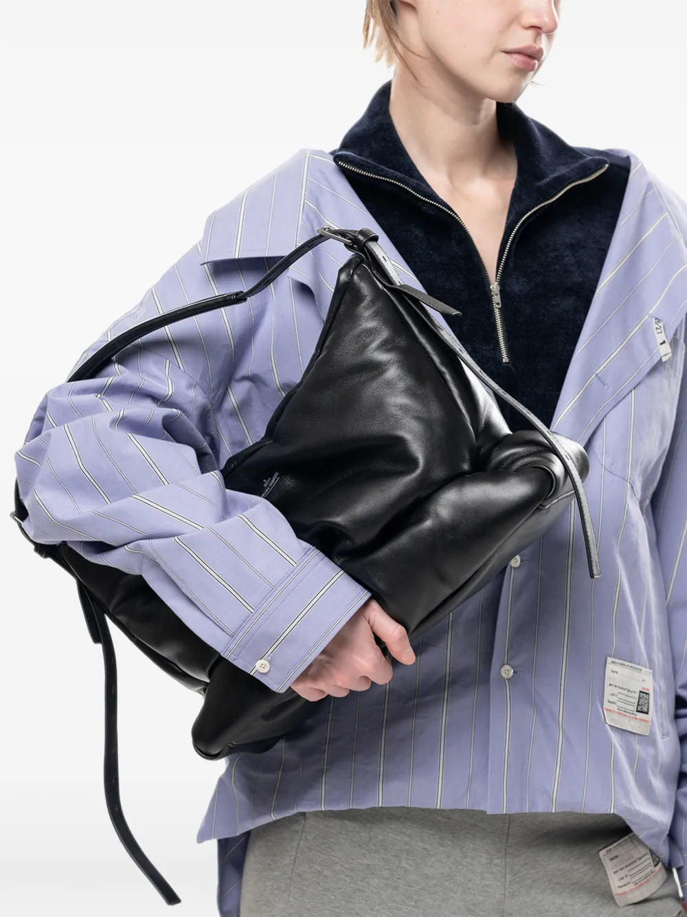 Miharayasuhiro "pucker" Puffer Bag In Black