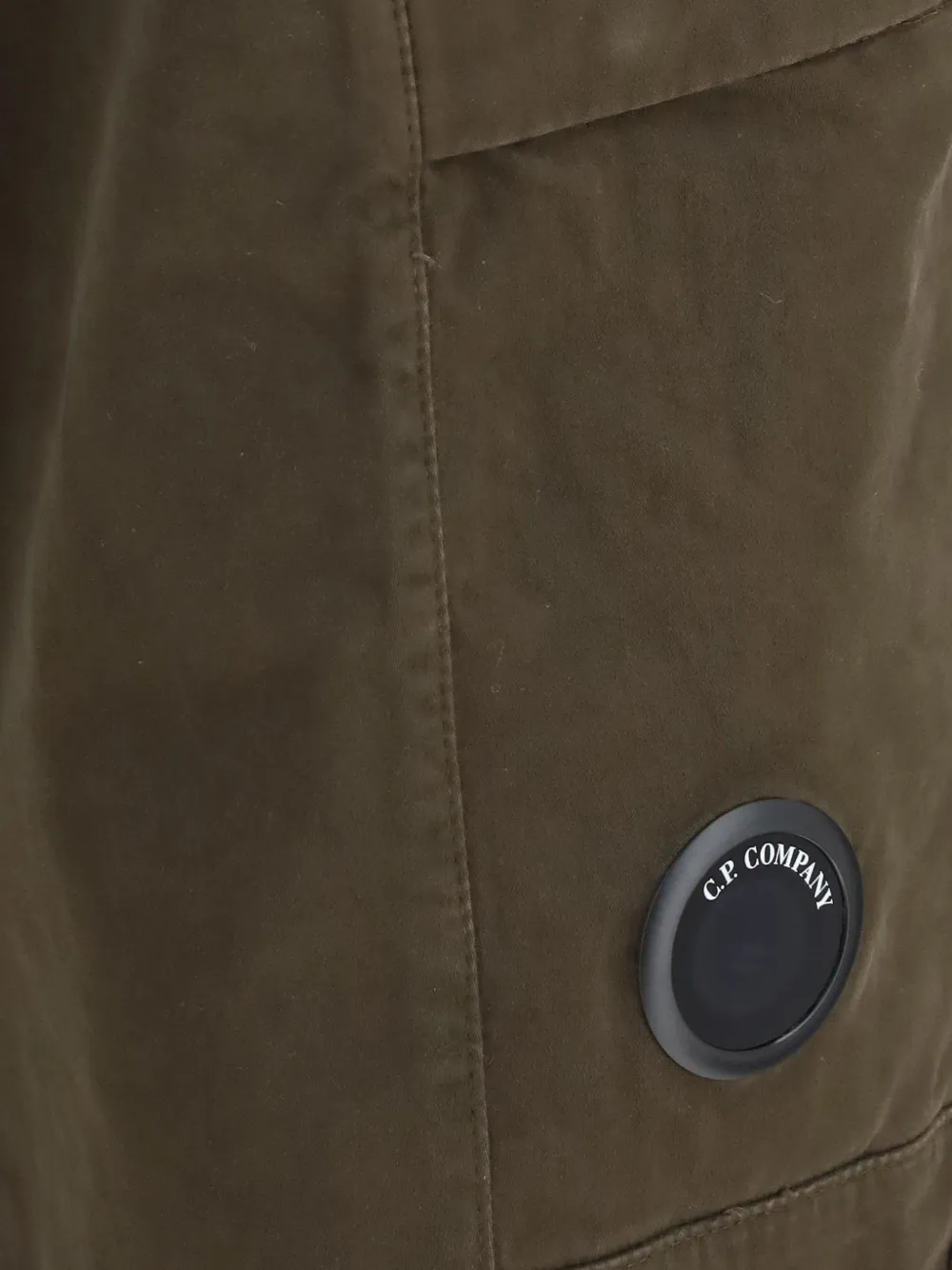 C.P. Company Cargo broek met stretch-satijn Lens-detail Groen