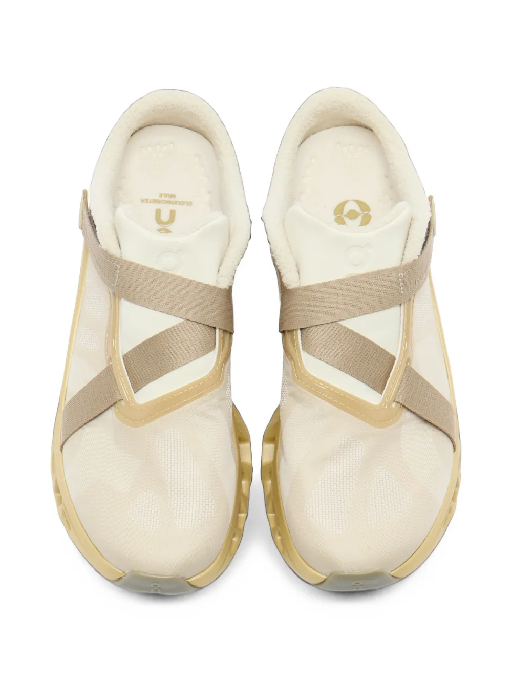 On x FKA Twigs Cloudm ster 3 sneakers Beige