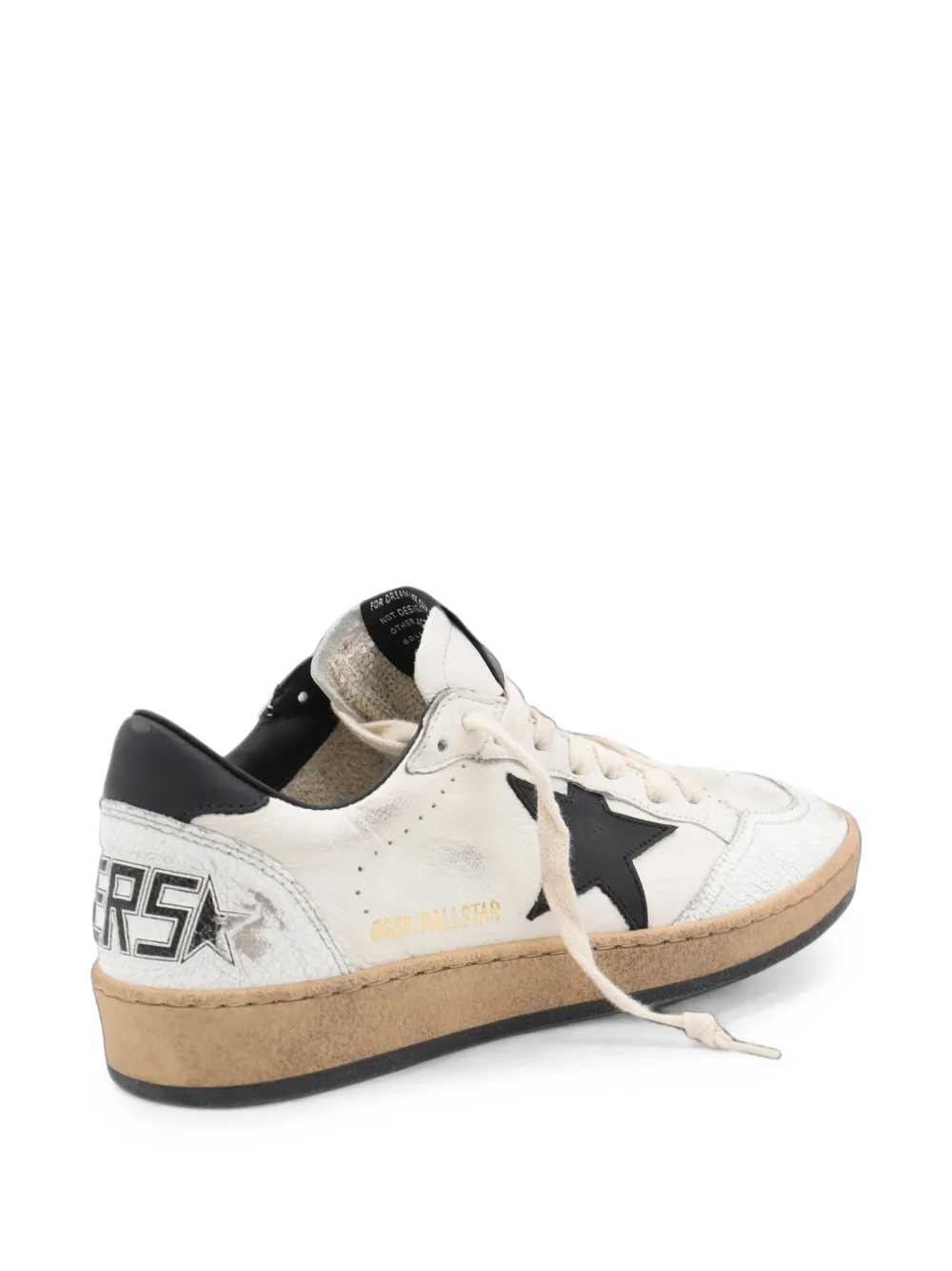 Golden Goose Ball Star in nappa with black-star and black heel tab