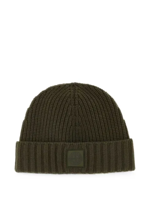 Stone Island logo-patch ribbed-knit beanie hat