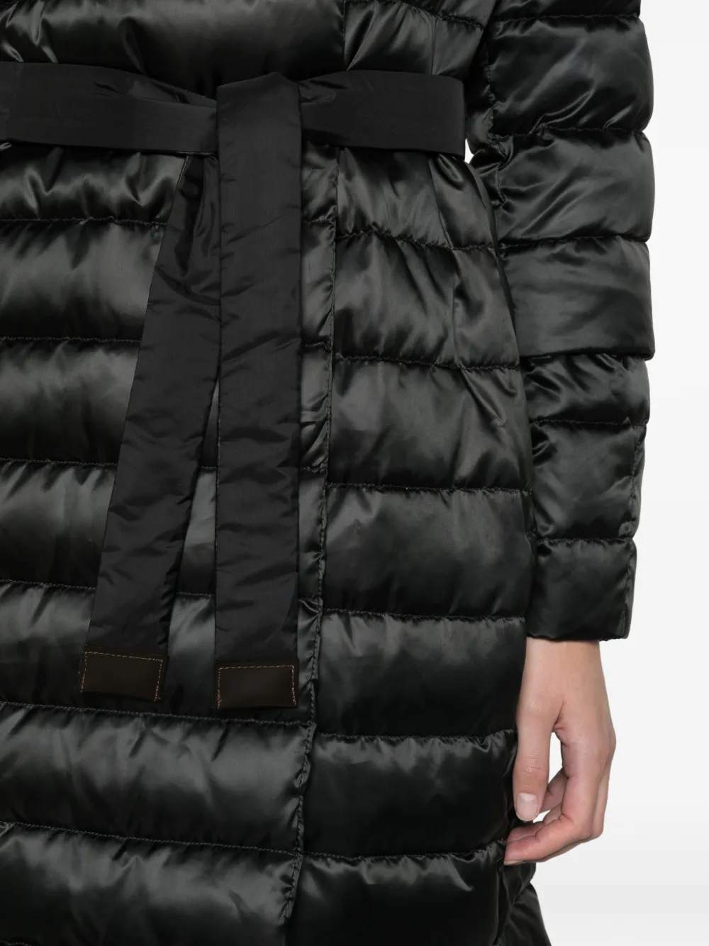 Max Mara reversible down jacket in water-repellent satin black Zwart