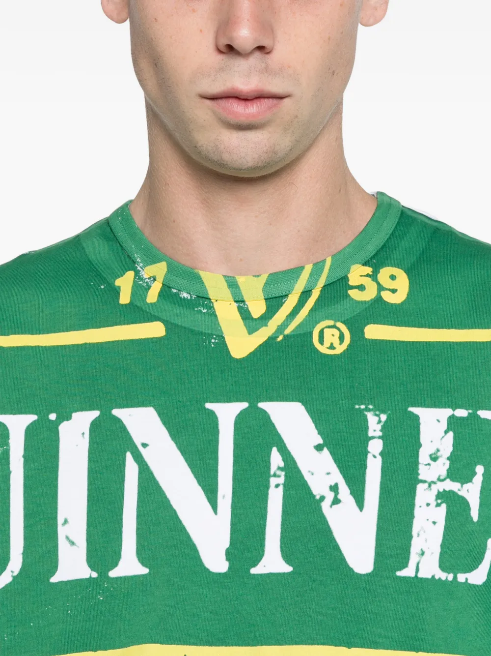 JW Anderson x Guinness bottle top-print T-shirt in green Groen