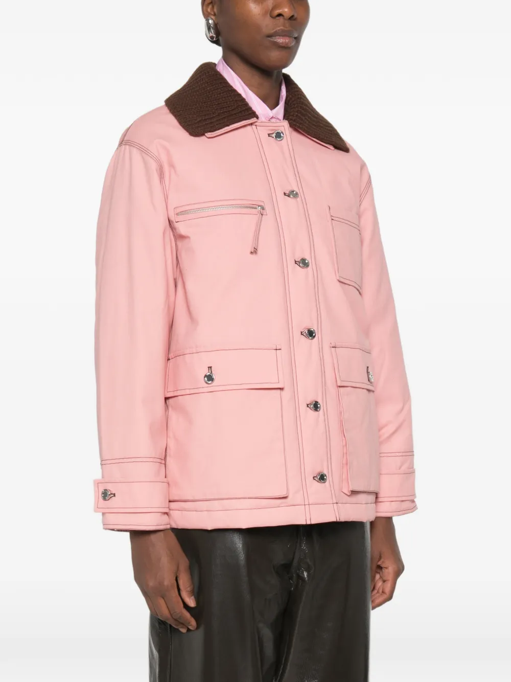 Stine Goya Ribgebreid jack met contrasterende stiksels en kraag Roze