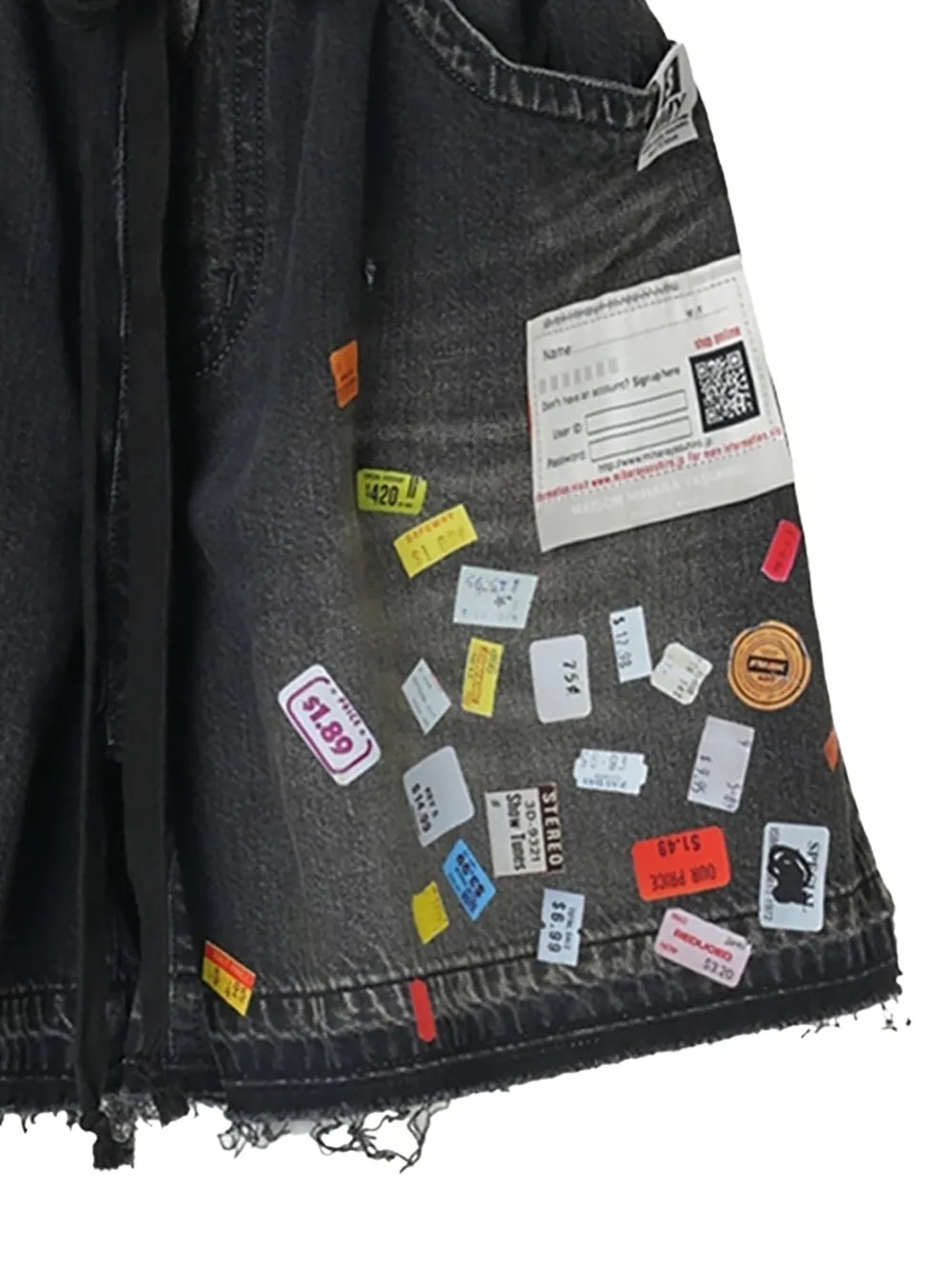 Maison MIHARA YASUHIRO Denim shorts met print Zwart