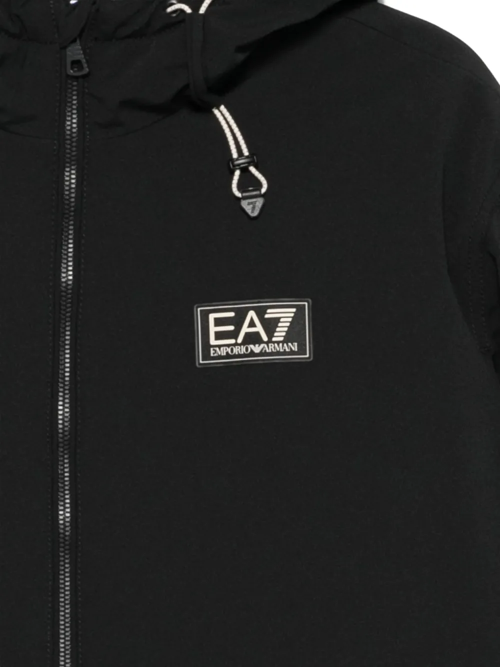 Ea7 Emporio Armani Jack met capuchon en logopatch Zwart