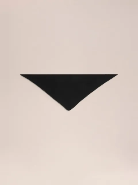 NN07 triangle-shaped wool scarf