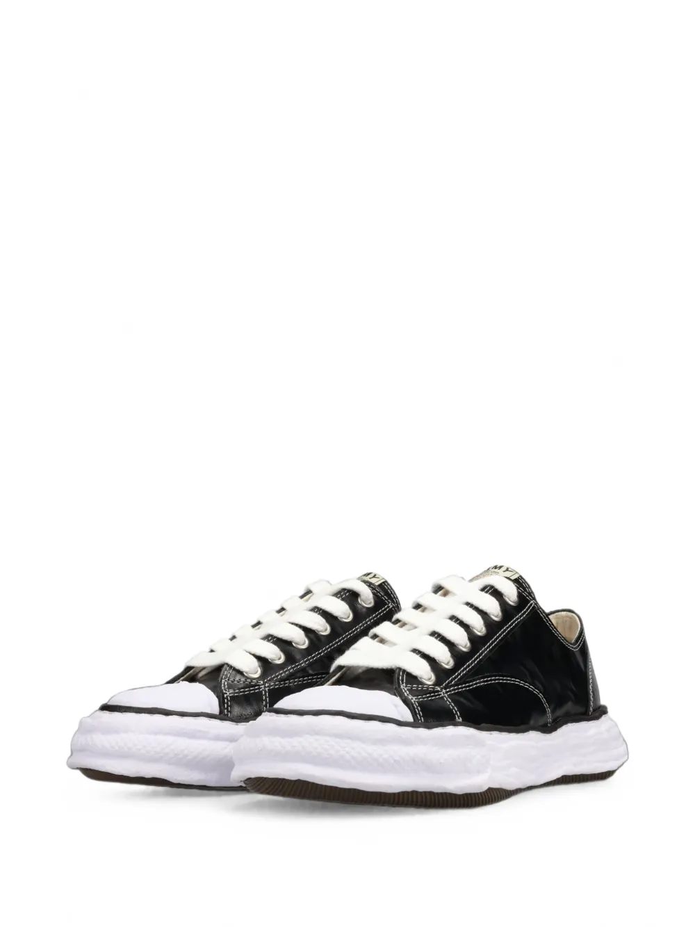 Maison MIHARA YASUHIRO Peterson23 wrinkled leather low-top sneakers Zwart