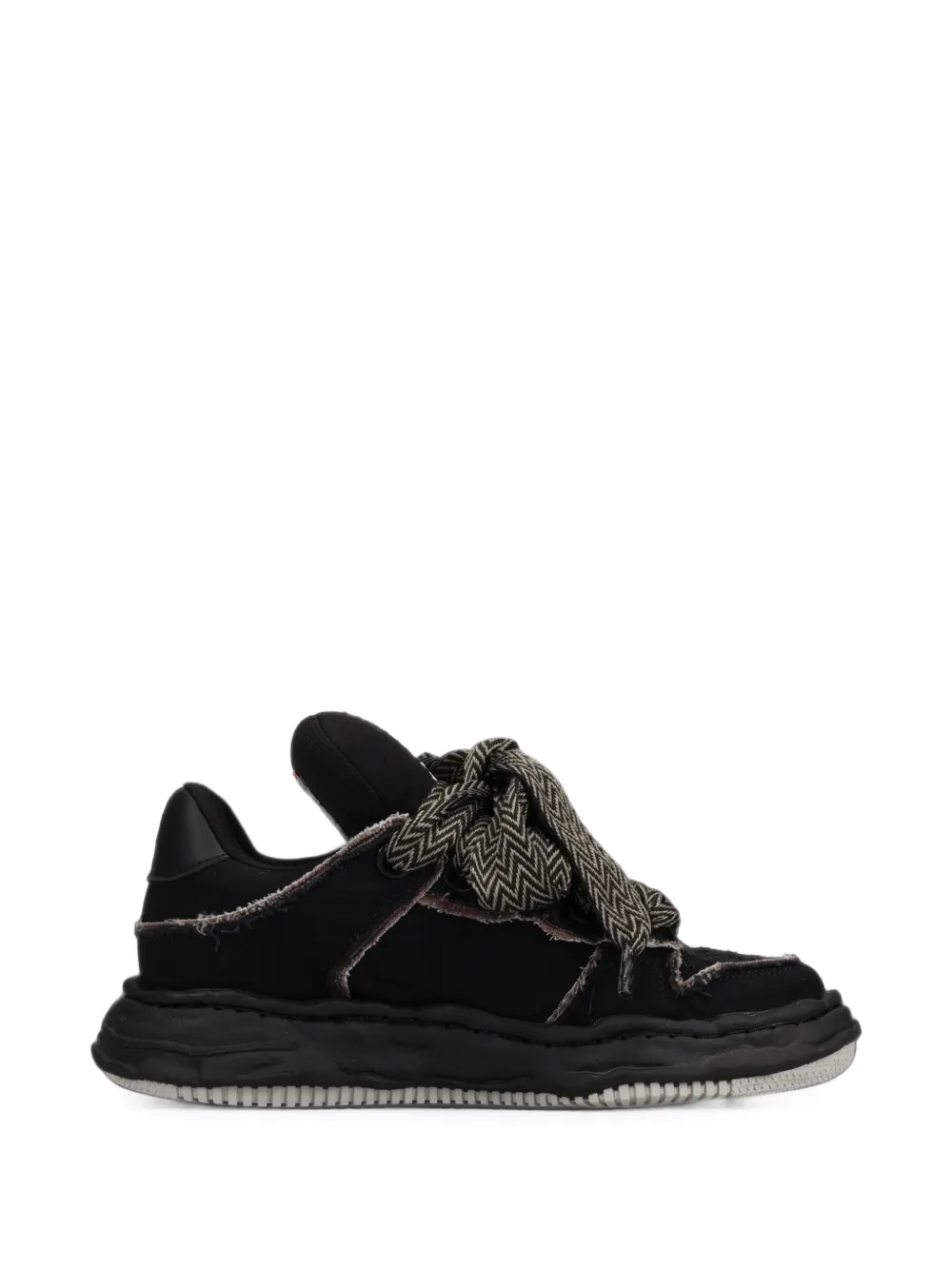 Maison MIHARA YASUHIRO Wayne Puffer OG sole patterned lace canvas low-top sneakers Zwart
