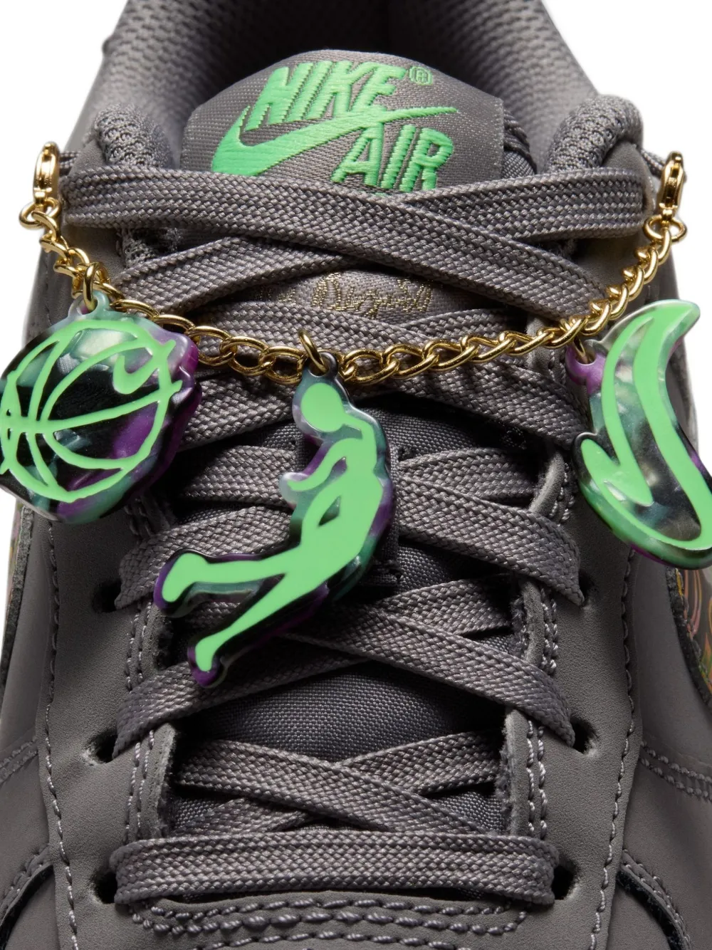Nike Kids Air Force 1 Low charm-detail sneakers Grijs