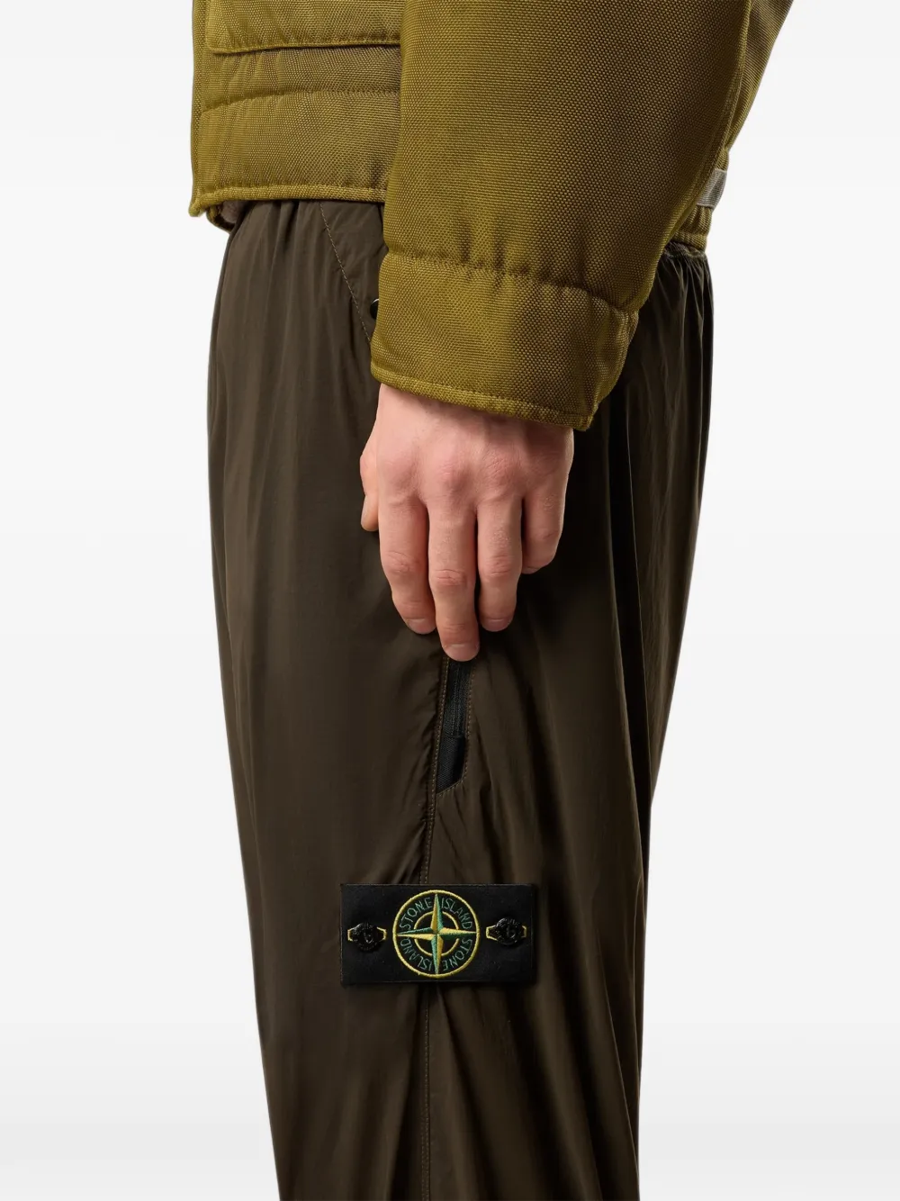 Stone Island 3100017 Ultralight nylon stretch-TC broek Bruin