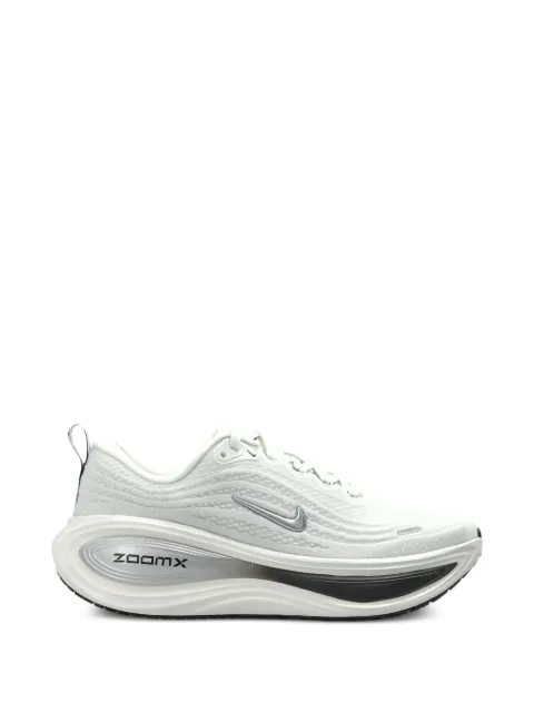 Nike Vomero Plus sneakers