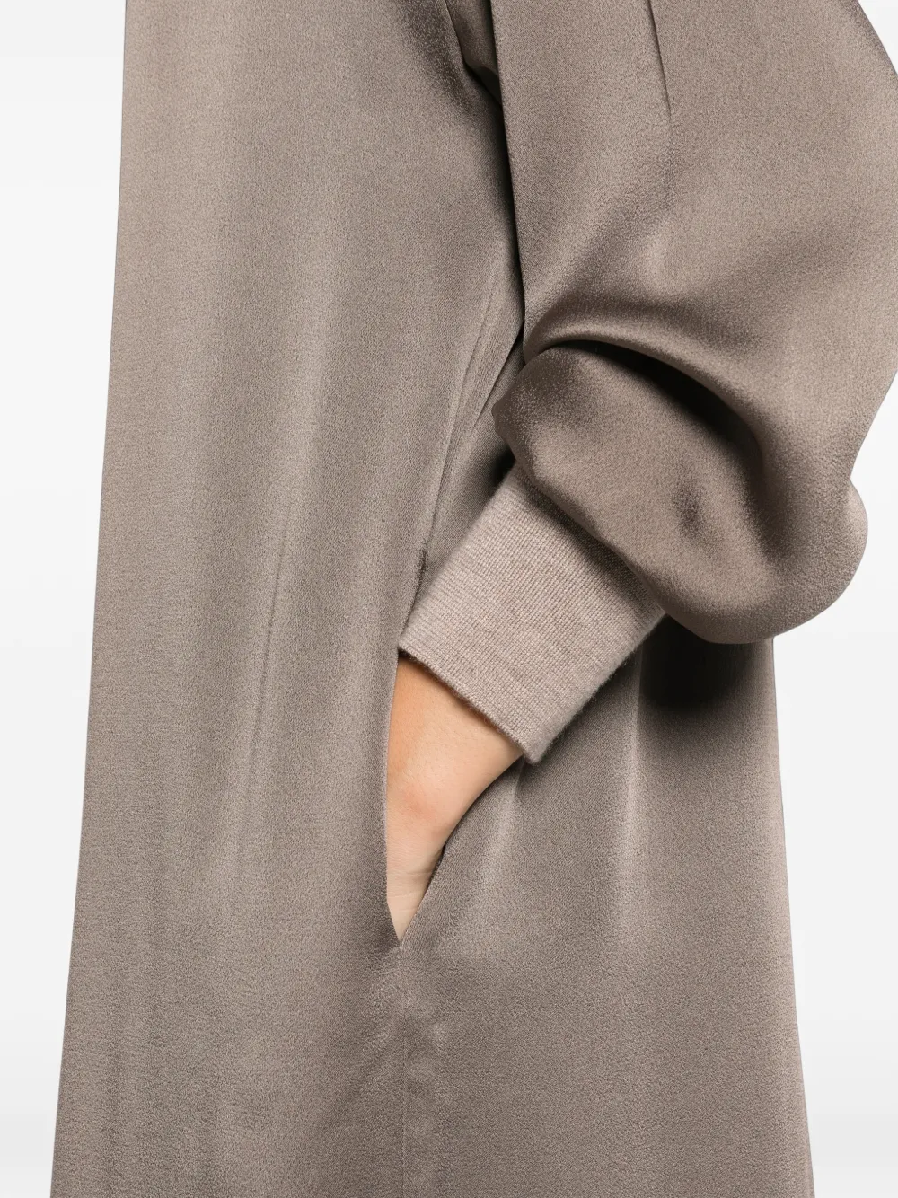 Fabiana Filippi Maxi-jurk met opstaande hals en satijnen afwerking Grijs