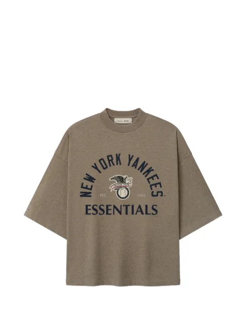 FEAR OF GOD ESSENTIALS New York Yankees T-shirt
