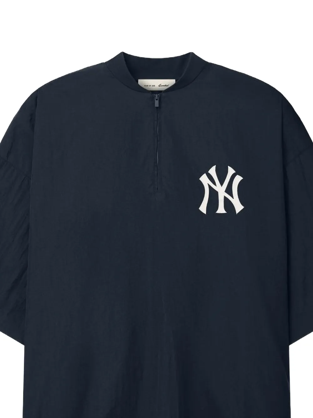 FEAR OF GOD ESSENTIALS Yankees T-shirt met logoprint Zwart