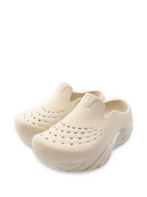 Louis Vuitton Pre-Owned 2020s Shark Line slip-on sandals