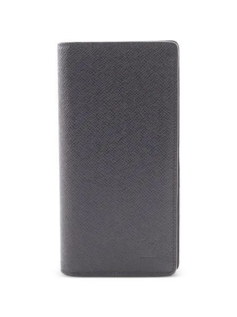 Louis Vuitton Pre-Owned 2021 Brazza Taiga-leather long wallet