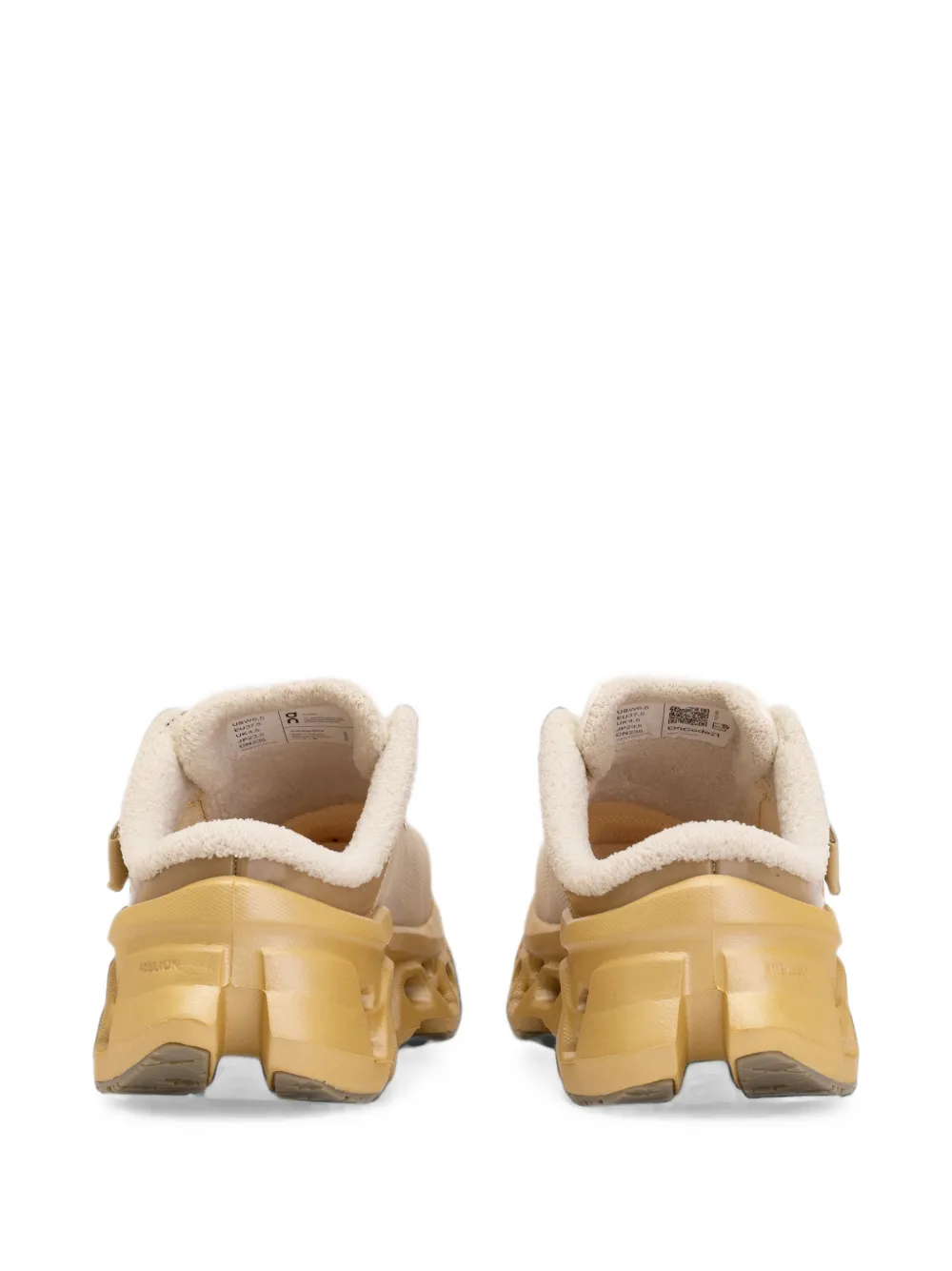 On Cloudm ster 3 Mules Beige