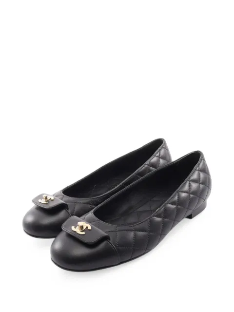 CHANEL Pre-Owned 1986-1988 matelassé turn-lock ballet flats