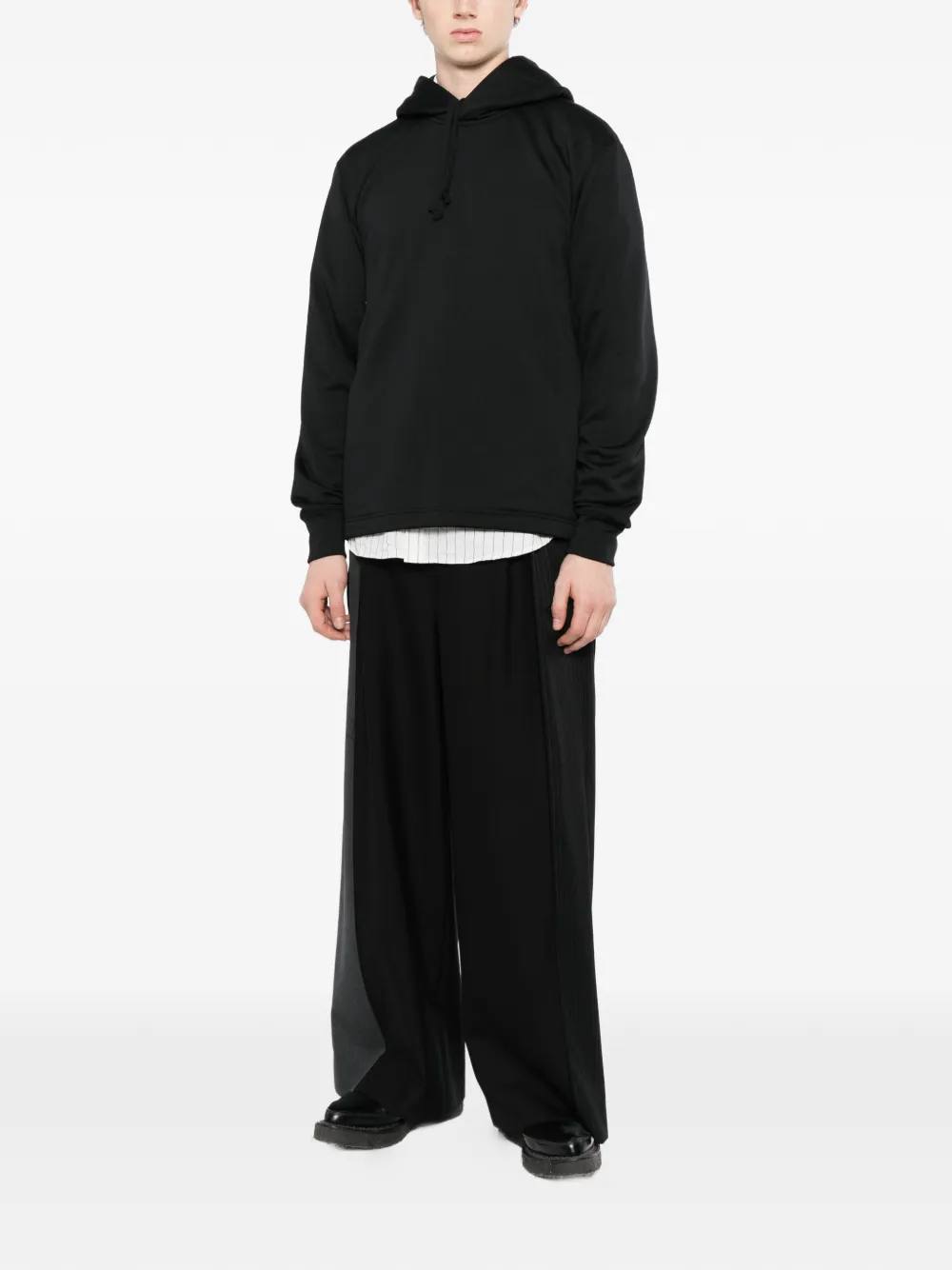 Comme des Garçons Homme Plus asymmetric-hem hoodie Zwart