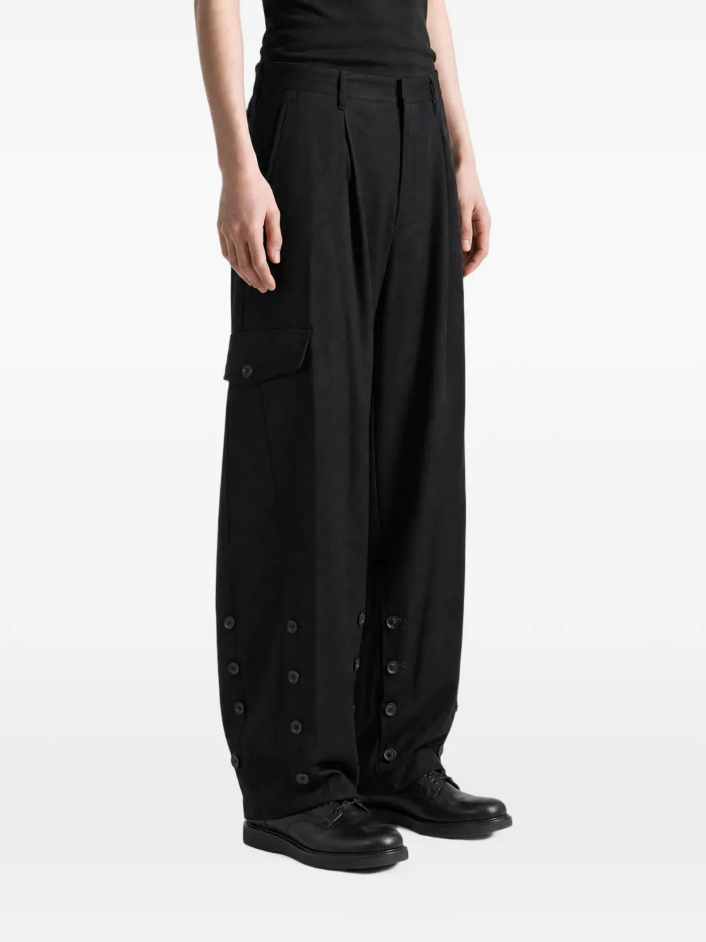 Yohji Yamamoto Cargobroek met knoopdetail Zwart