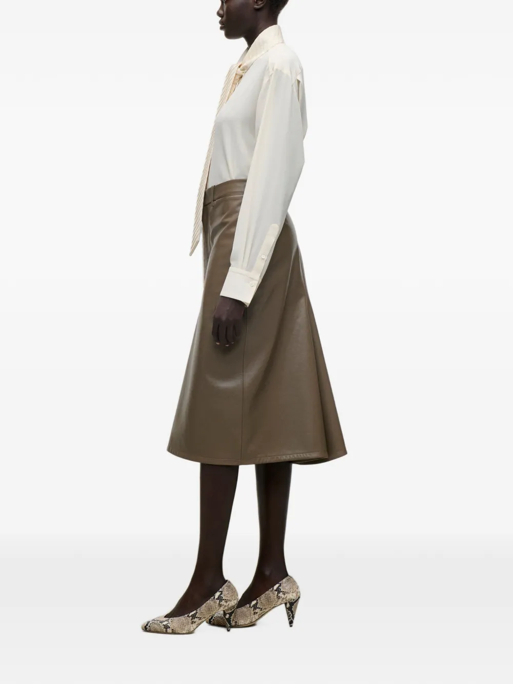 Victoria Beckham Geplooide blouse met sjaaldetail Beige
