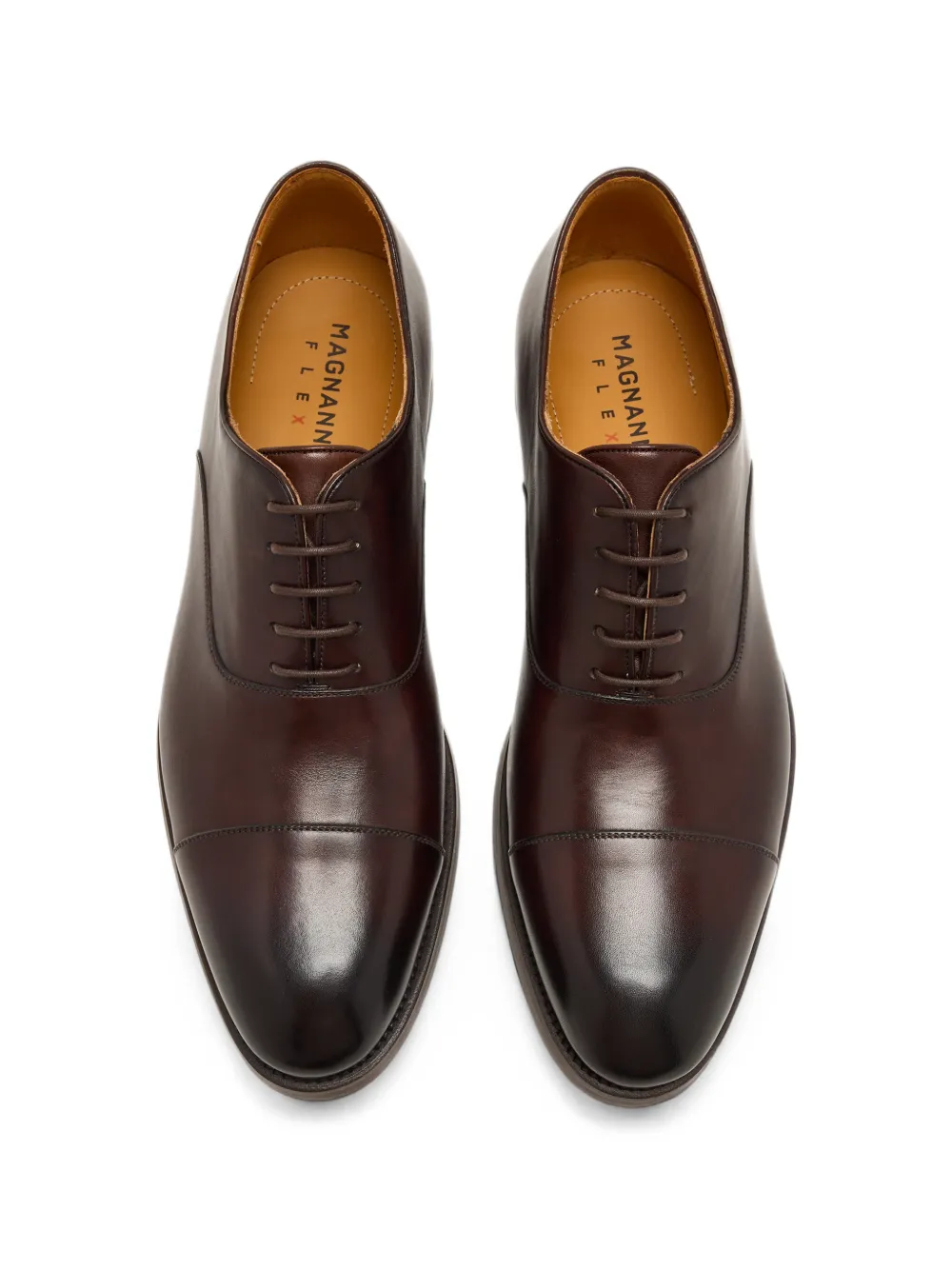 Magnanni cap-toe lace-up shoes Bruin