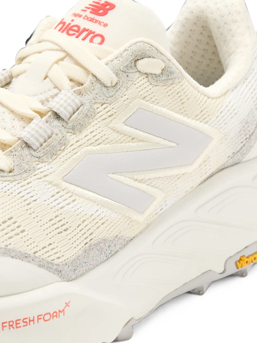 New Balance Fresh Foam x Hierro v9 sneakers Beige