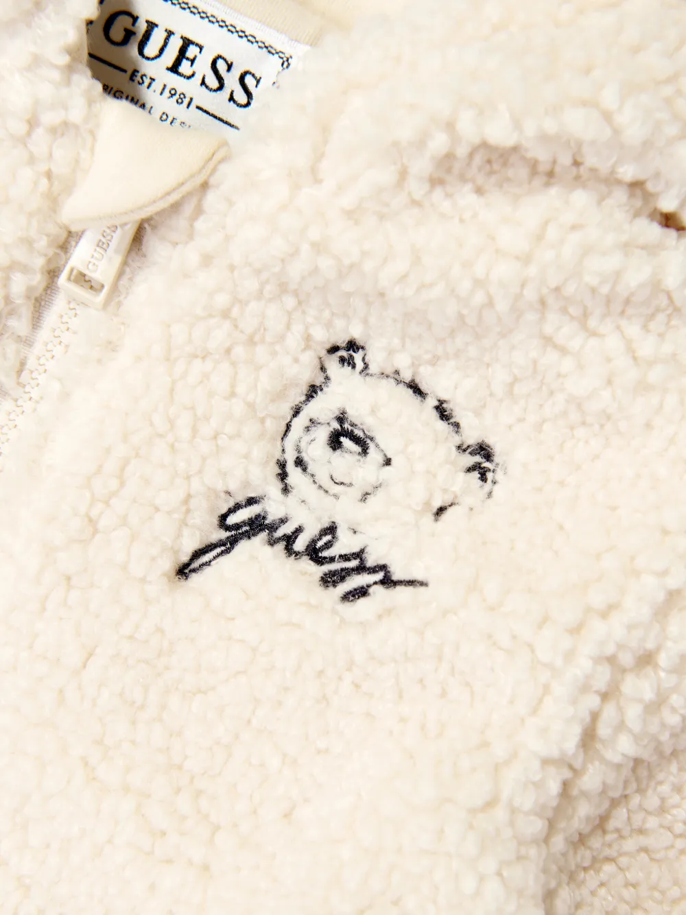 guess kids Trainingspak met teddytextuur en borduurwerk Beige