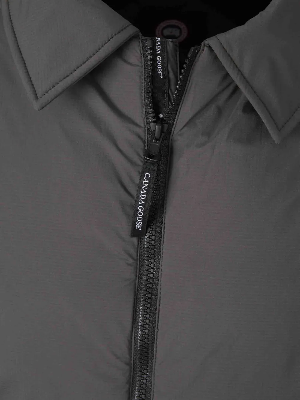 Canada Goose Lodge Track jack met logopatch Grijs