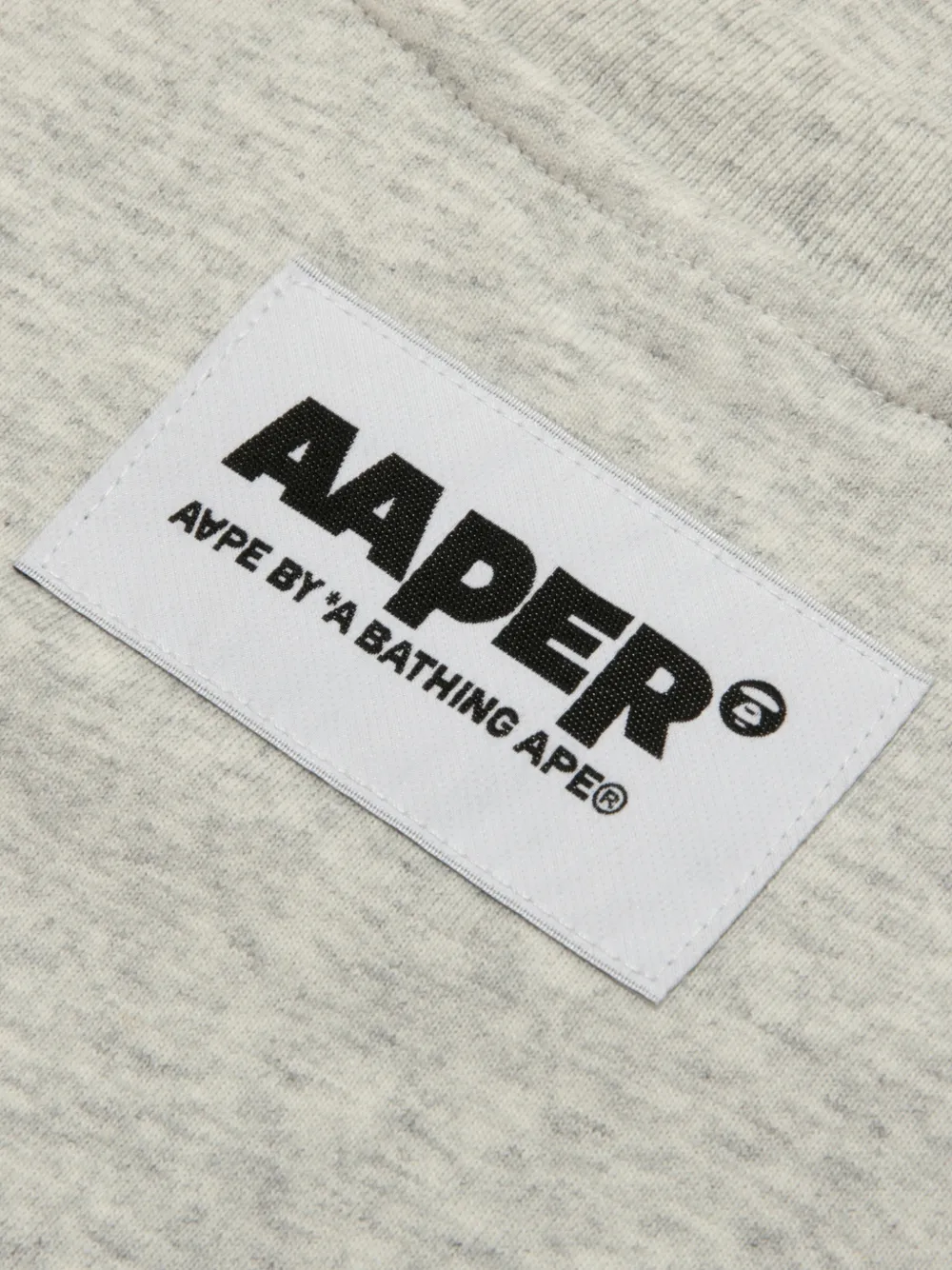 AAPE BY *A BATHING APE T-shirt met logopatch en lange mouwen Grijs