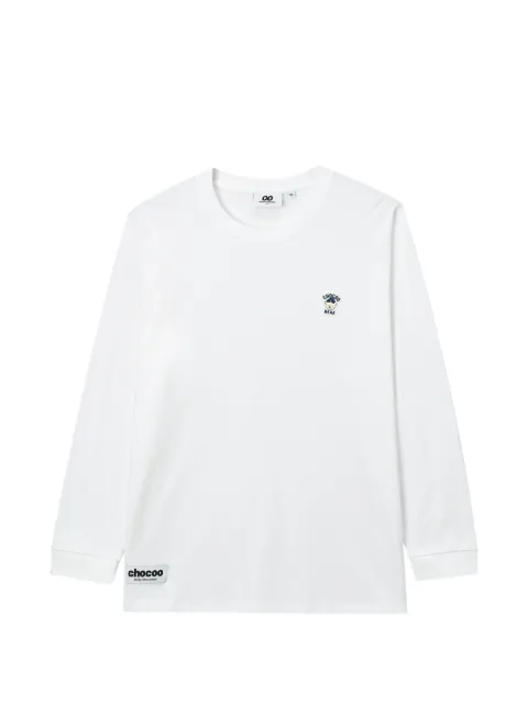 CHOCOOLATE logo-patch long-sleeve T-shirt