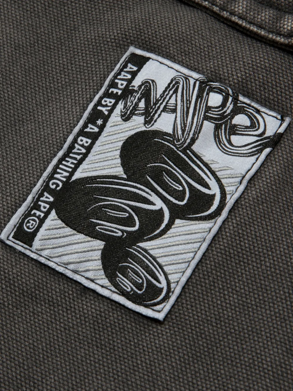 AAPE BY *A BATHING APE Cargo broek met logopatch Zwart