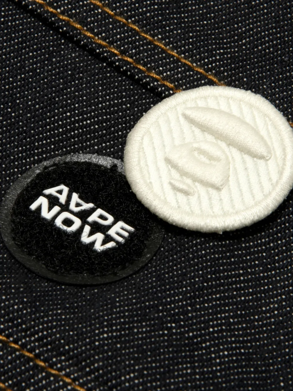 AAPE BY *A BATHING APE Denim jack met capuchon en geborduurd logo Blauw
