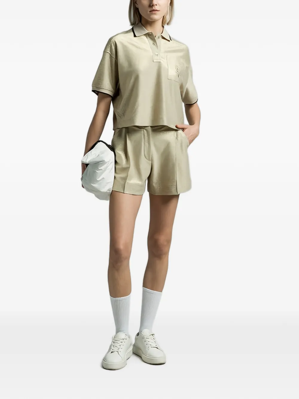 Brunello Cucinelli metallic pleated shorts Goud