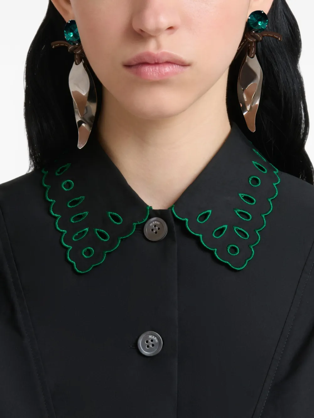 Marni Popeline blouse met broderie anglaise en halve knoop Zwart