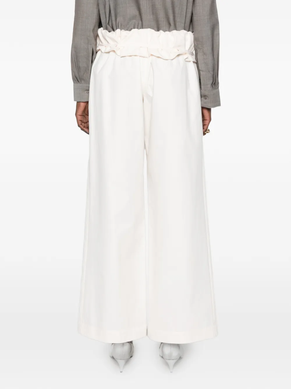 Magda Butrym Broek met paperbag taille Beige