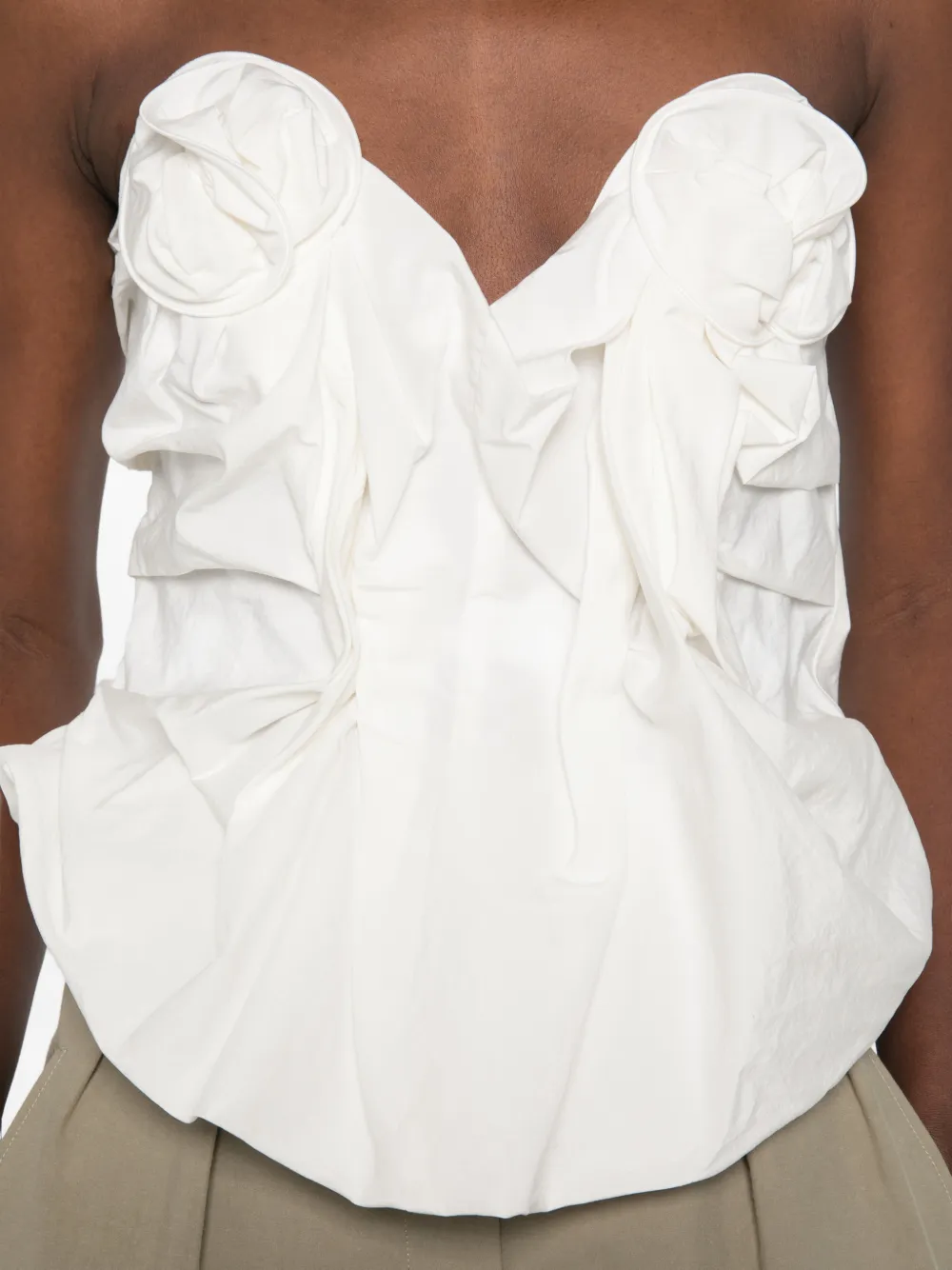 Magda Butrym Top met bloemen-applicatie en ruches Beige