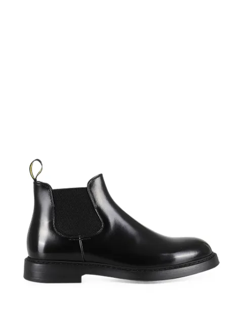 Doucal's polished Chelsea boots