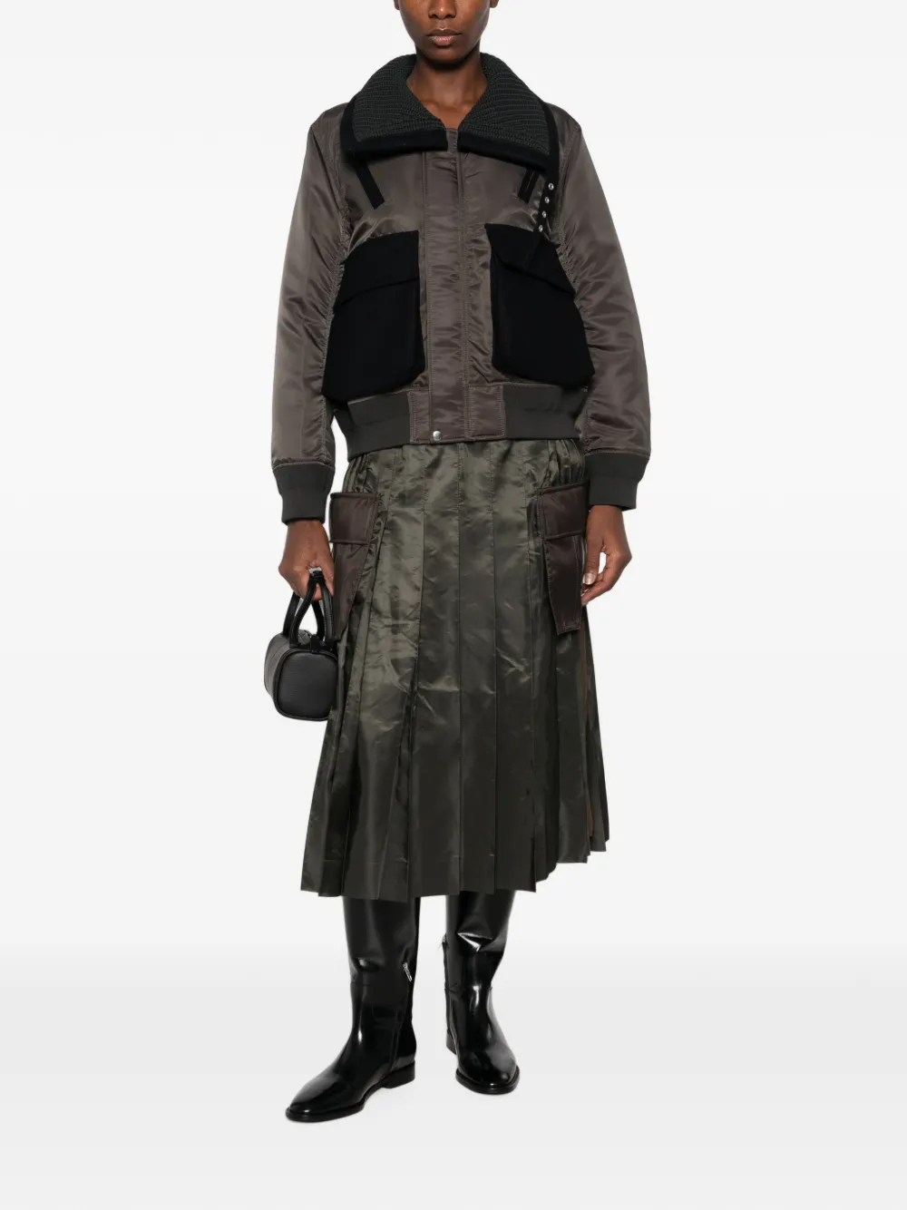 sacai Jack met gespkraag en vlakken Grijs