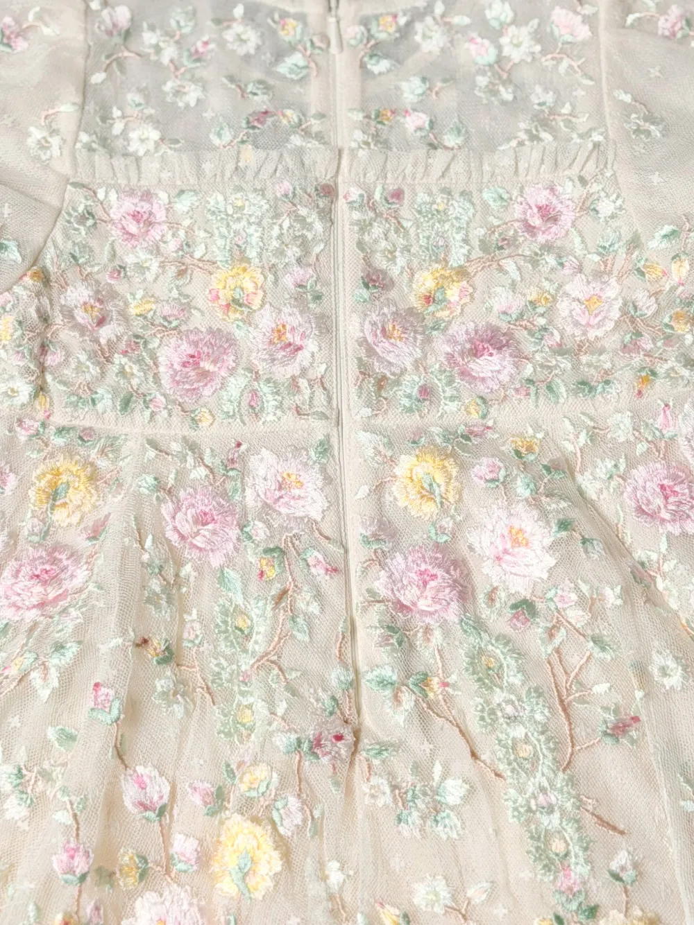 NEEDLE & THREAD KIDS Jurk met geborduurde bloemen Wit